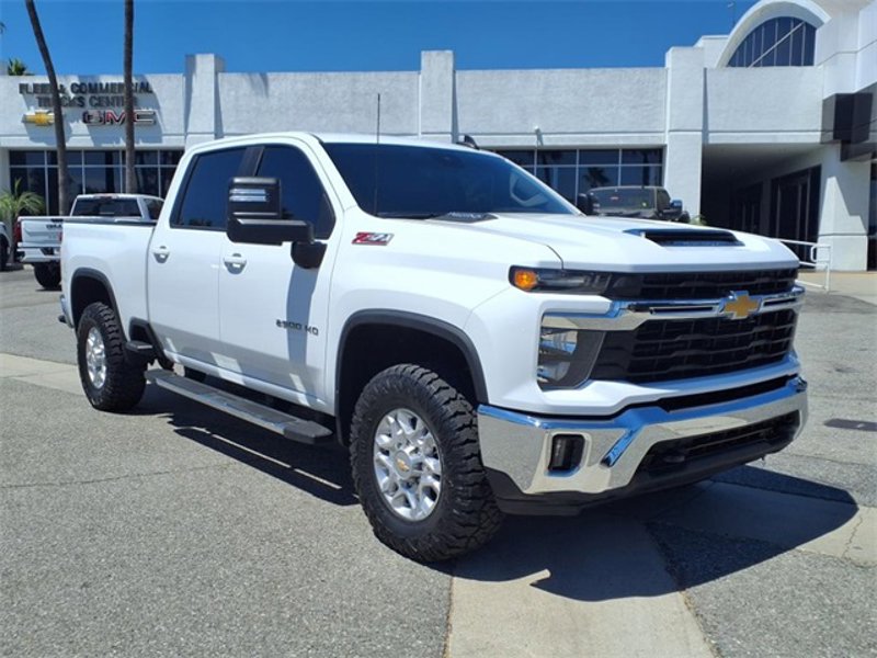 Certified 2024 Chevrolet Silverado 2500 LT image 1