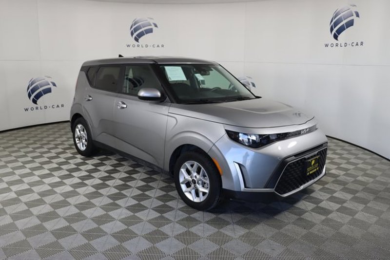 Certified 2023 Kia Soul LX w/ Option Group 015 image 1