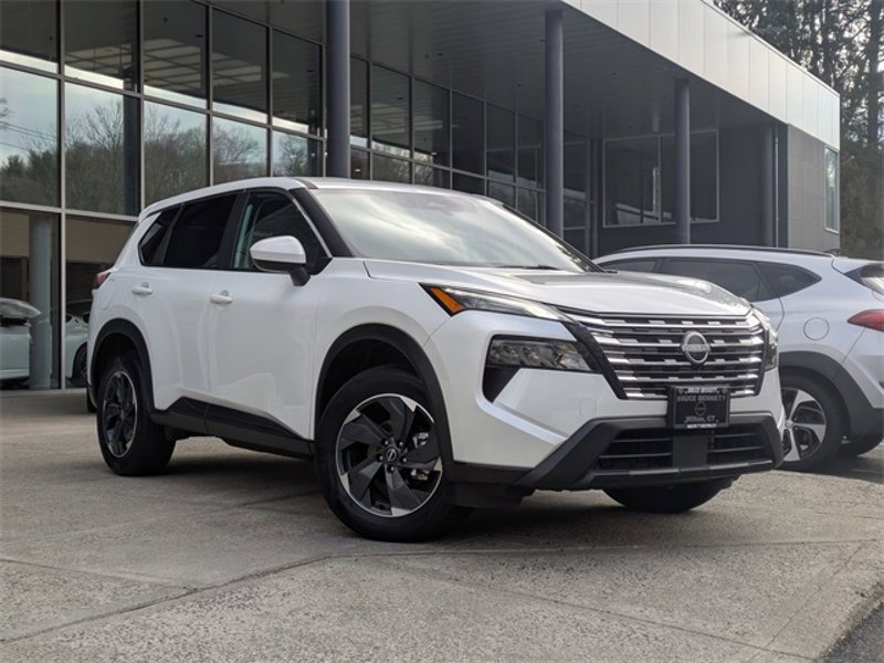 Certified 2024 Nissan Rogue SV image 1