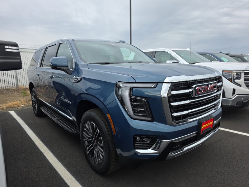 New 2025 GMC Yukon XL Elevation image 1