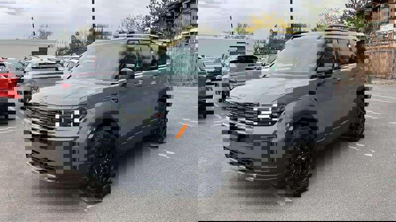 Certified 2025 Hyundai Santa Fe XRT image 1