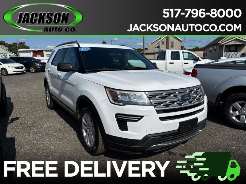 Used 2018 Ford Explorer XLT image 1