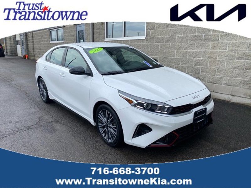 Certified 2022 Kia Forte GT-Line image 1