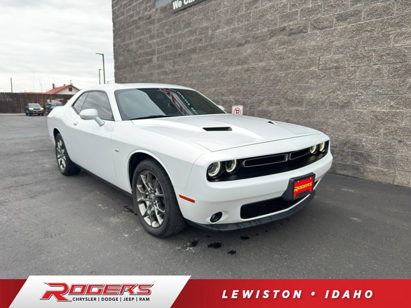 Used 2017 Dodge Challenger GT w/ Driver Convenience Group image 1
