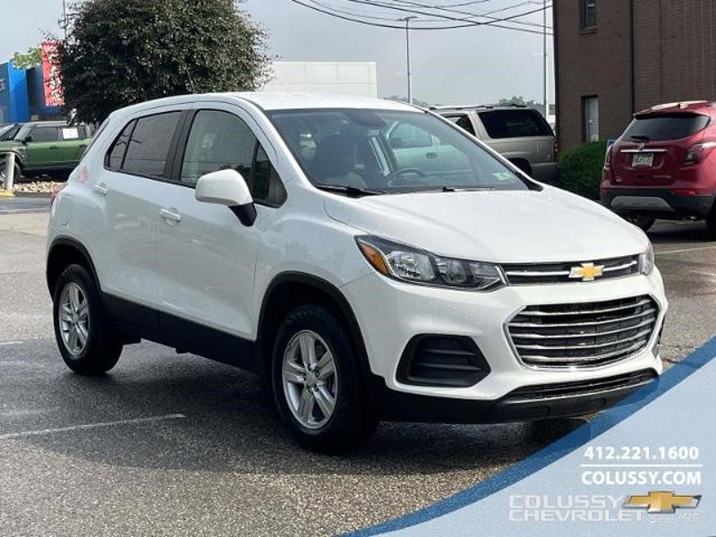 Certified 2022 Chevrolet Trax LS w/ Tint and Cruise Package image 1