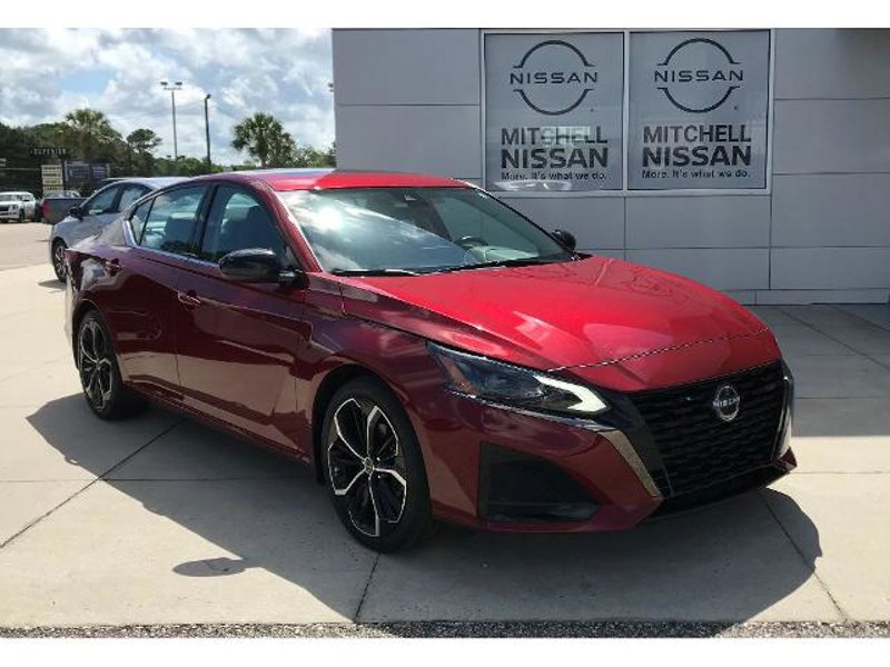 Certified 2024 Nissan Altima 2.5 SR w/ SR Premium Package image 1