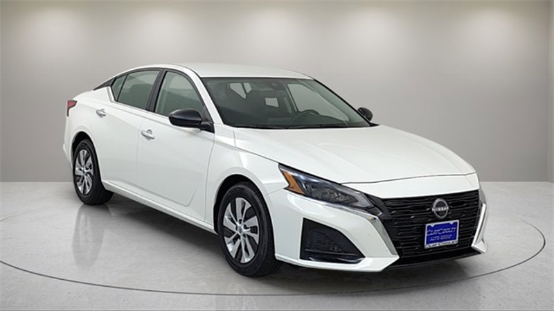 Certified 2025 Nissan Altima 2.5 S image 1
