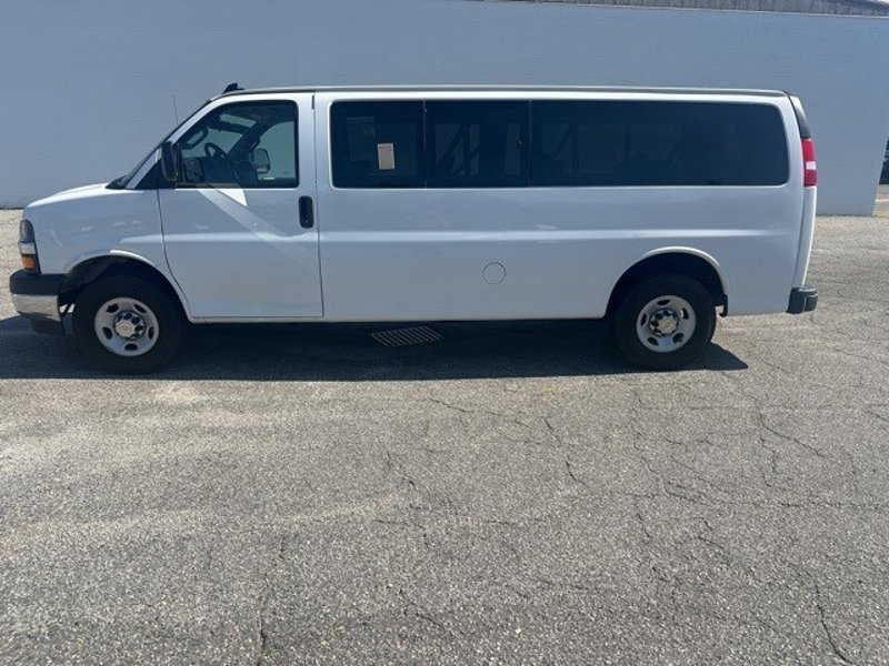 Certified 2024 Chevrolet Express 3500 LT w/ LT Preferred Equipment Group image 1