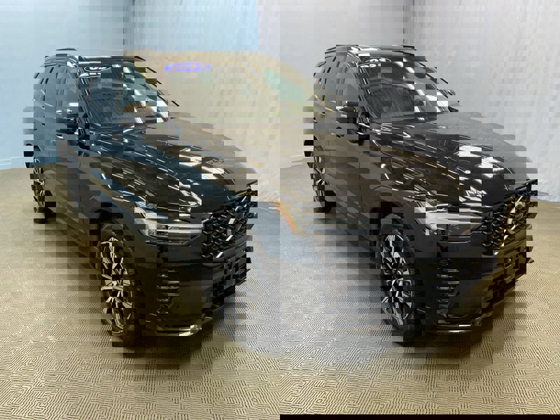 Certified 2023 Volvo XC60 B5 Plus w/ Climate Package image 1