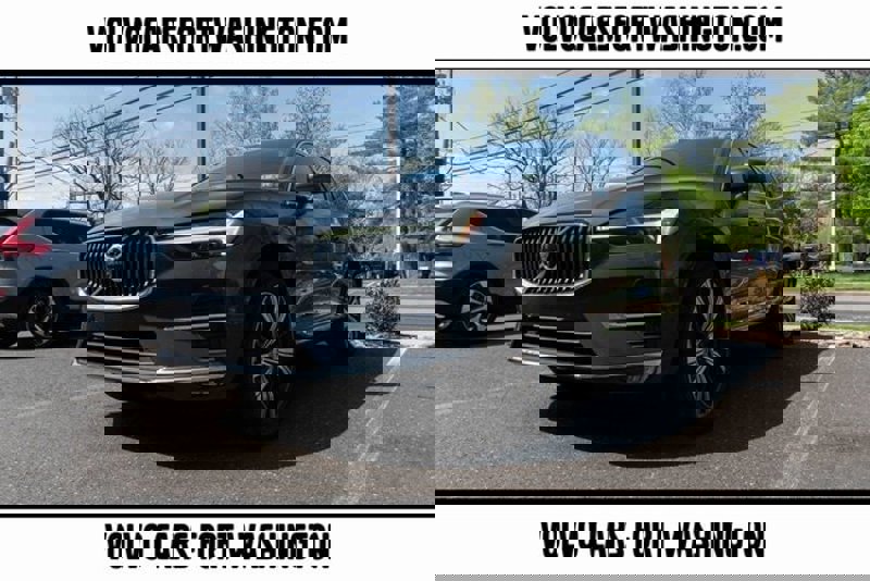 Certified 2023 Volvo XC60 B5 Plus image 1