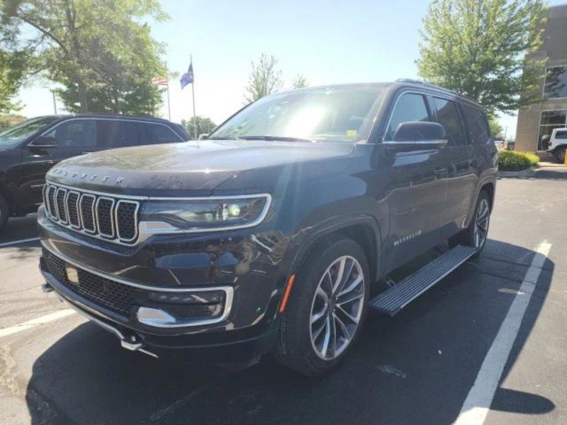 Certified 2023 Jeep Wagoneer Series III w/ Premium Group I image 1