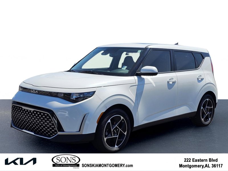 Certified 2024 Kia Soul EX image 1