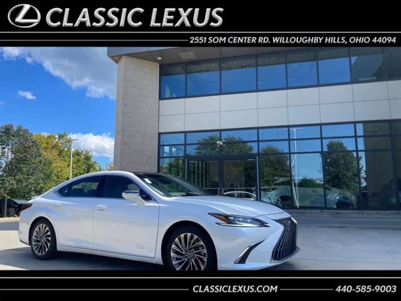 Certified 2024 Lexus ES 350 w/ Ultra Luxury Package image 1