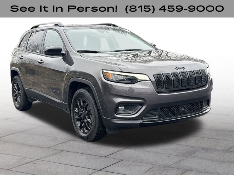 Certified 2023 Jeep Cherokee Altitude Lux image 1