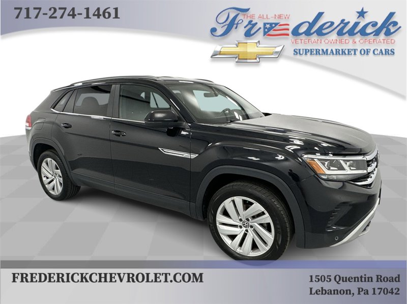 Used 2020 Volkswagen Atlas Cross Sport SE w/ Towing Package image 1