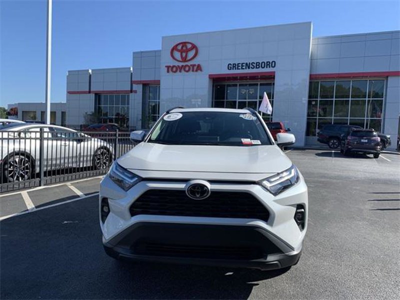 Certified 2025 Toyota RAV4 XLE Premium image 1