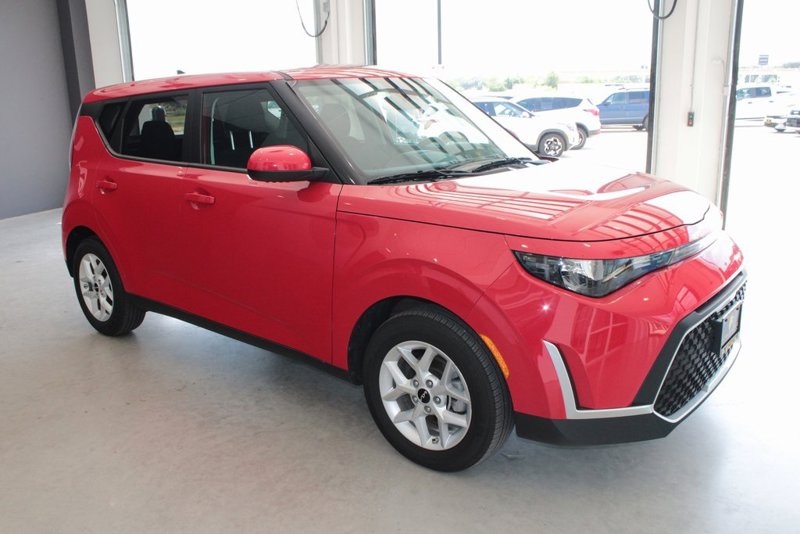 Certified 2024 Kia Soul LX w/ Option Group 015 image 1