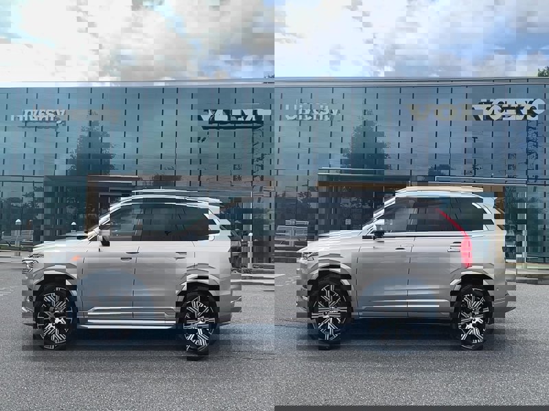 Certified 2024 Volvo XC90 B5 Plus w/ Protection Package image 1