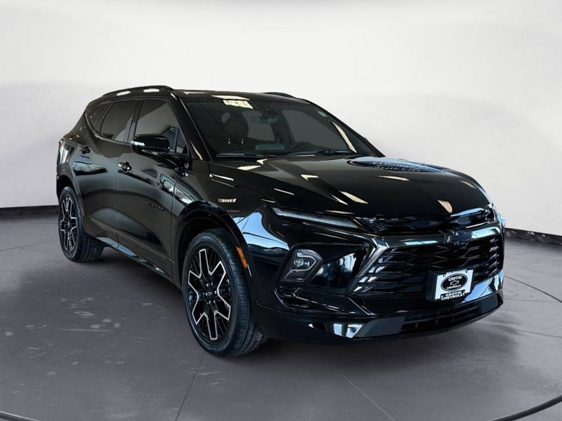 Certified 2023 Chevrolet Blazer RS w/ Driver Confidence II Package image 1