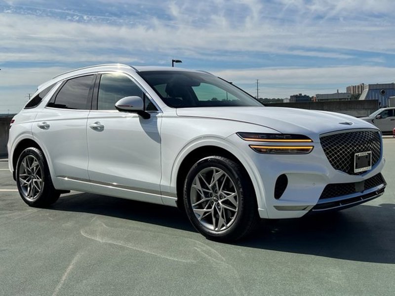 Certified 2025 Genesis GV70 2.5T w/ Advanced Package image 1