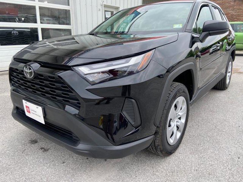 Certified 2024 Toyota RAV4 LE image 1