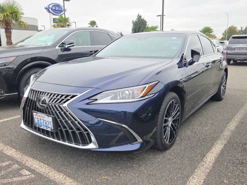 Used 2025 Lexus ES 300h w/ Premium Package image 1