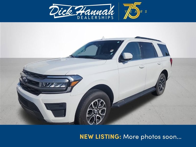 Used 2024 Ford Expedition XLT image 1