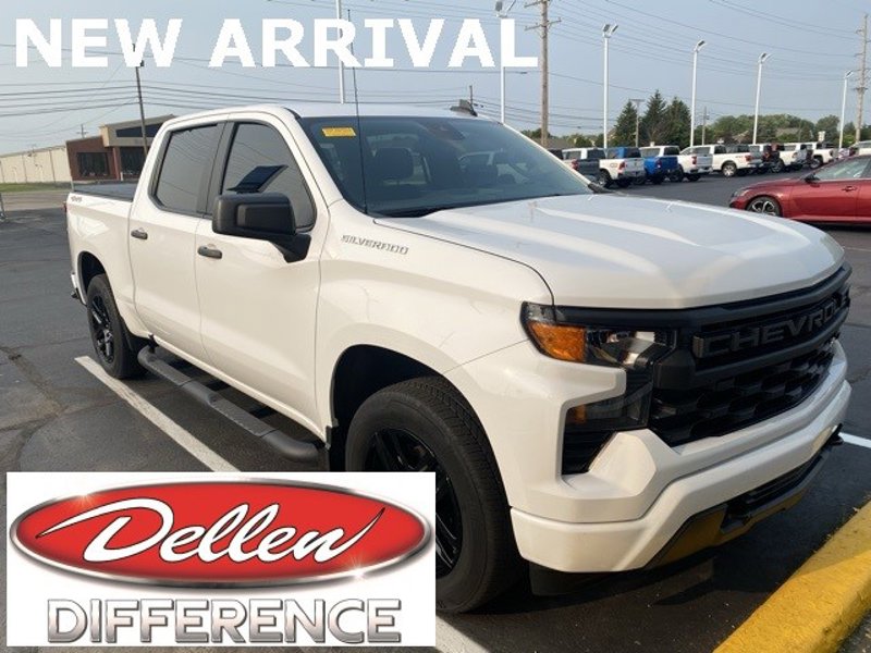 Certified 2022 Chevrolet Silverado 1500 Custom image 1