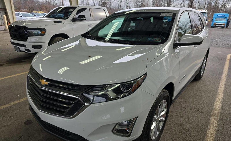 Used 2020 Chevrolet Equinox LT w/ LPO, Floor Liner Package image 1