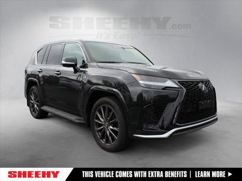 Certified 2025 Lexus LX 700h F Sport image 1