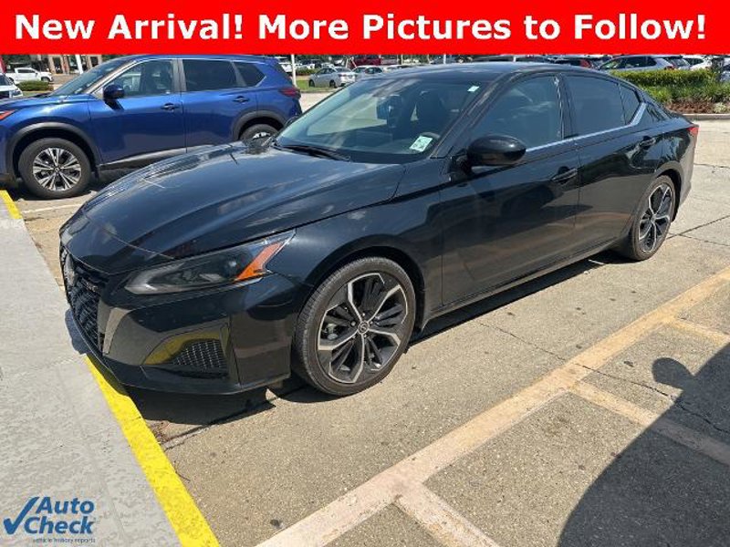 Certified 2024 Nissan Altima 2.5 SR w/ SR Premium Package image 1