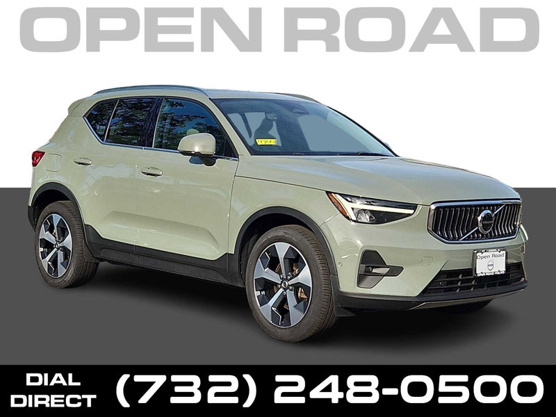 Certified 2023 Volvo XC40 B5 Plus w/ Driver Assist Package image 1
