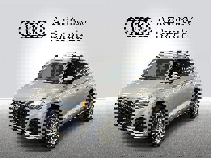 Certified 2025 Audi Q5 2.0T Premium image 1