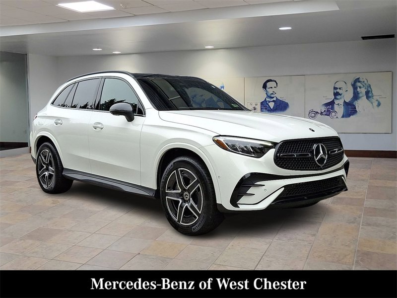 Certified 2025 Mercedes-Benz GLC 300 4MATIC image 1