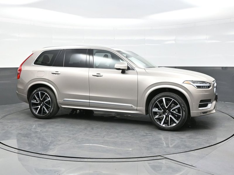 Certified 2025 Volvo XC90 B6 Plus w/ Protection Package Premier image 1