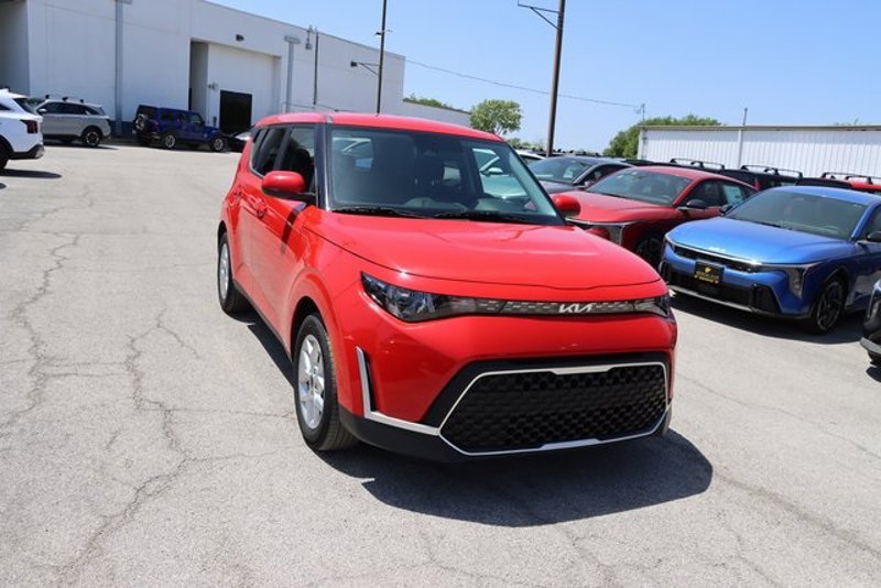 Certified 2024 Kia Soul LX w/ Option Group 015 image 1