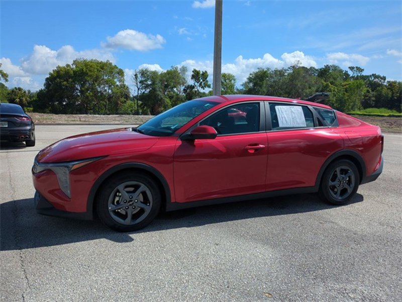 Certified 2025 Kia K4 LXS image 1