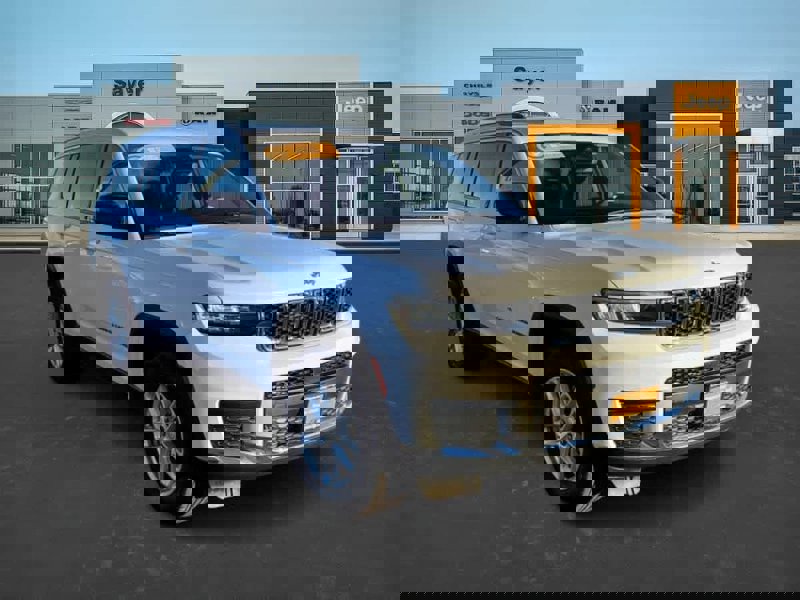 Certified 2021 Jeep Grand Cherokee L Laredo w/ Luxury Tech Group I image 1
