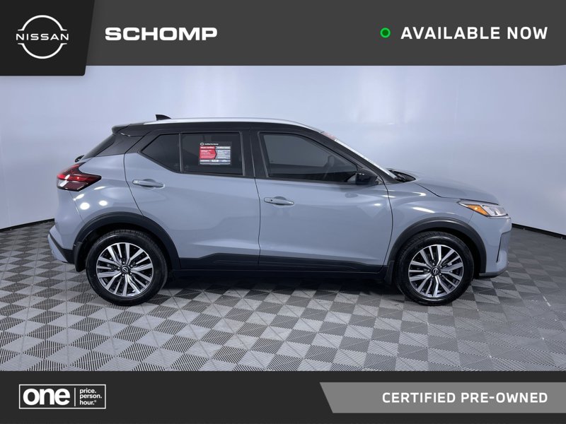 Certified 2024 Nissan Kicks SV image 1