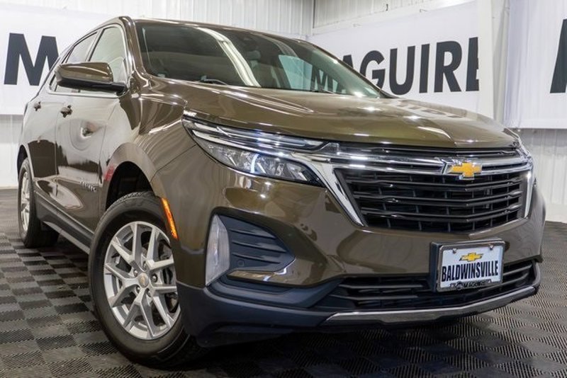 Certified 2023 Chevrolet Equinox LT image 1