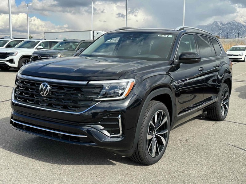 New 2025 Volkswagen Atlas SEL Premium R-Line image 1