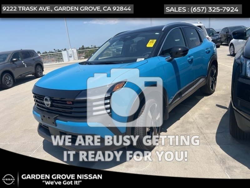 Certified 2025 Nissan Kicks SR w/ SR Premium Package image 1