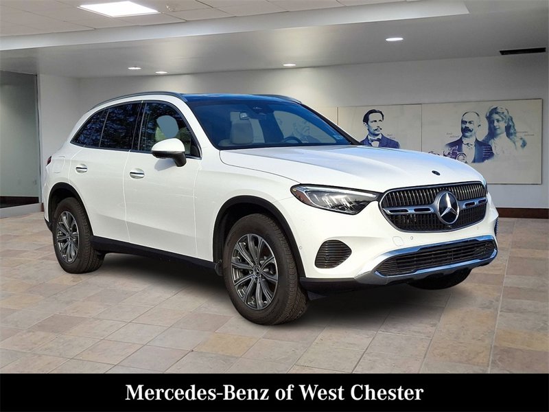 Certified 2025 Mercedes-Benz GLC 300 4MATIC image 1