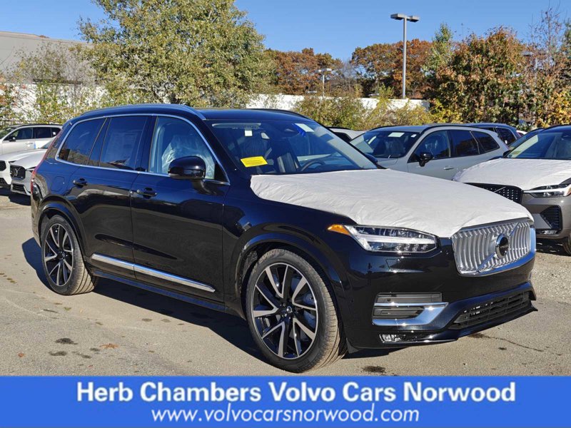 Certified 2024 Volvo XC90 B6 Ultimate w/ Lounge Package image 1