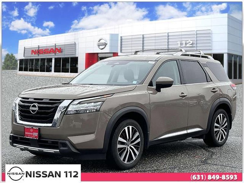 Certified 2023 Nissan Pathfinder Platinum image 1