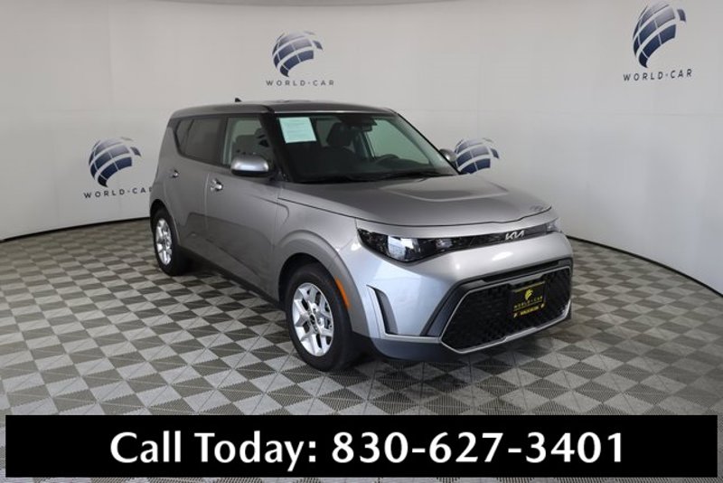 Certified 2024 Kia Soul LX w/ Option Group 015 image 1