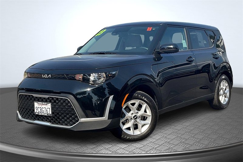 Certified 2023 Kia Soul LX w/ LX Technology Package image 1