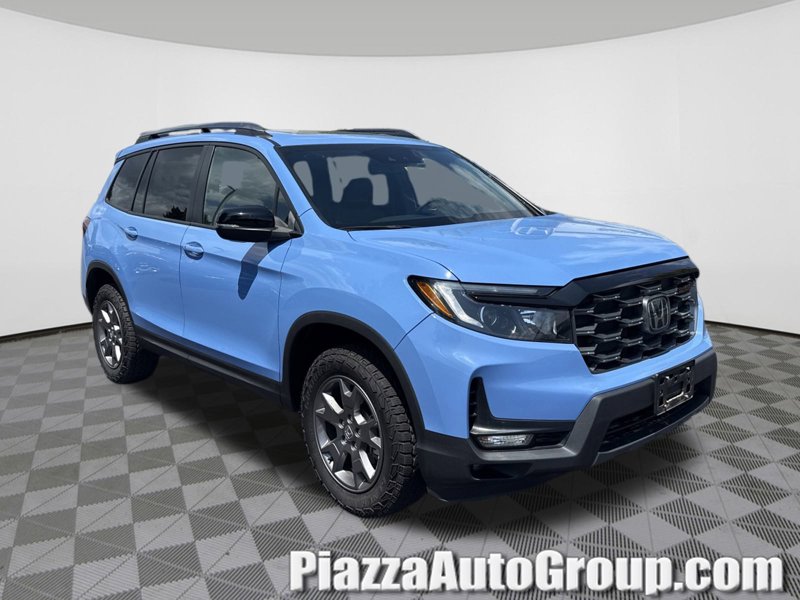 Certified 2024 Honda Passport TrailSport image 1