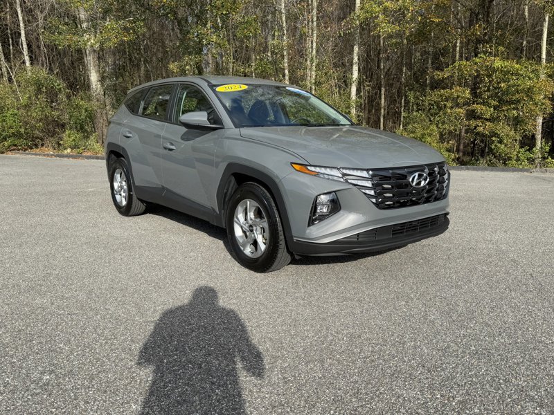 Certified 2024 Hyundai Tucson SE image 1