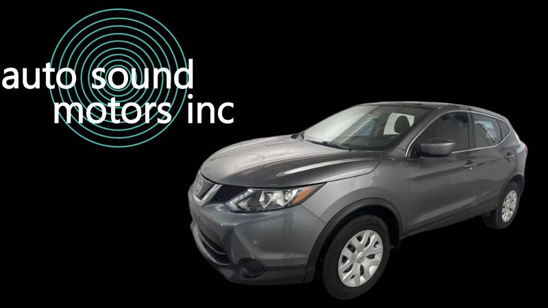 Used 2019 Nissan Rogue Sport S image 1